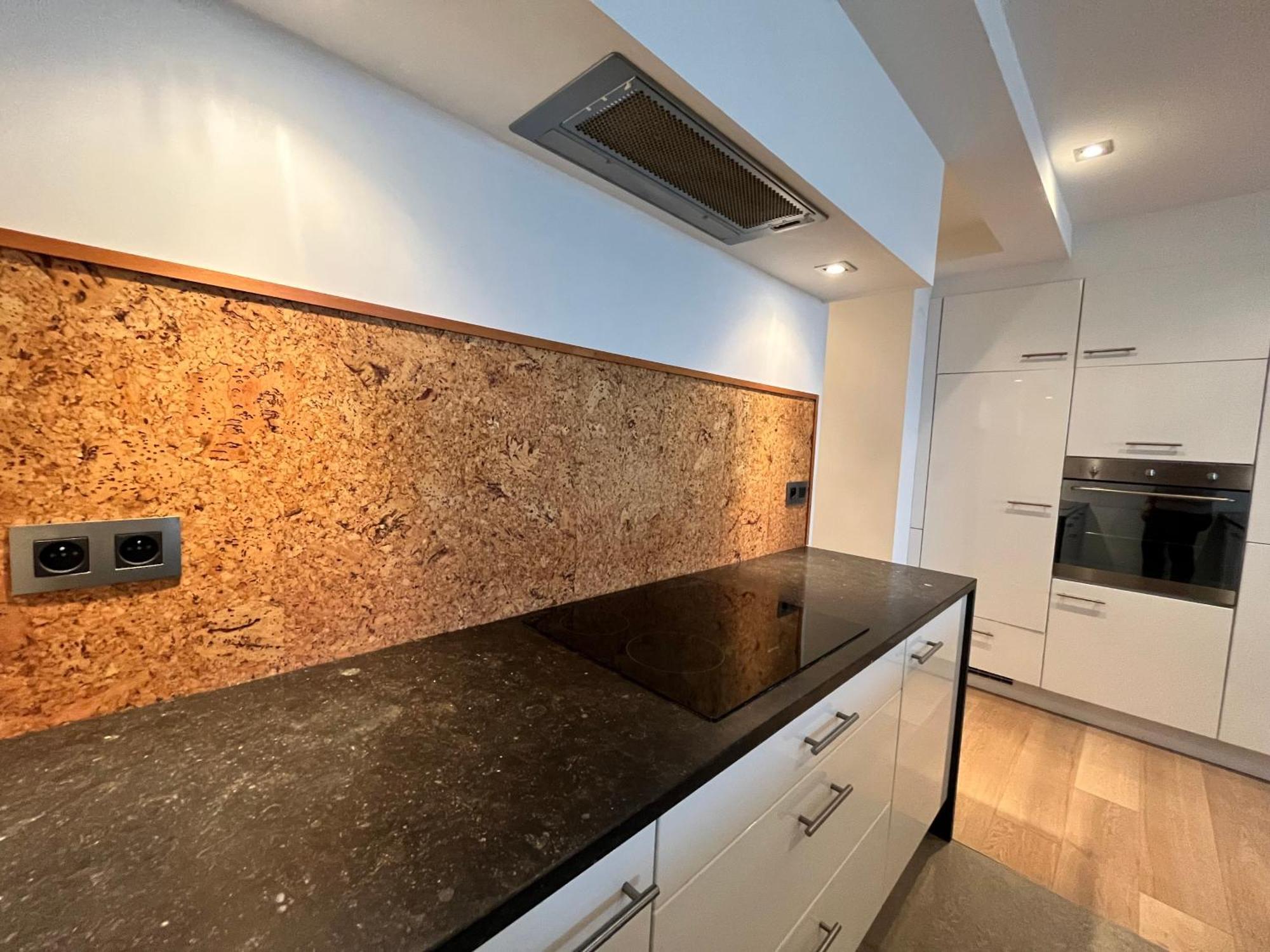 Elegant 2-bedroom With A Sleeping Corner And Stunning Front Sea View T15 Appartement *