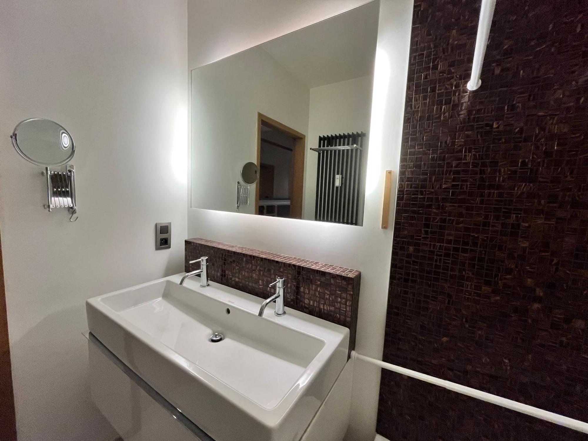 Appartement Elegant 2-bedroom With A Sleeping Corner And Stunning Front Sea View T15 *